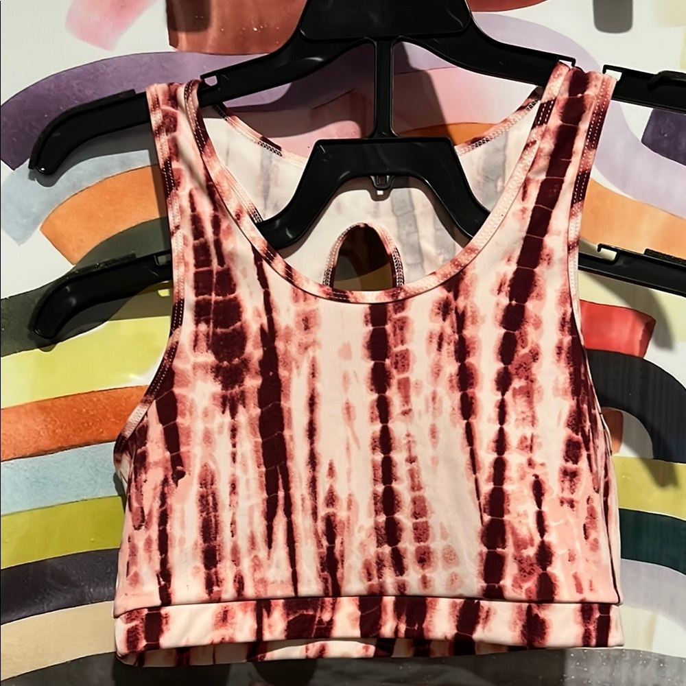 NWOT Tie-Dye Sports Bra! Cut Out Racerback Top